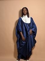 Robe - Photo 2