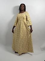 Robe - Photo 1