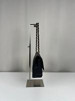 Sac Chanel Timeless Medium cuir grainé noir - Photo 6