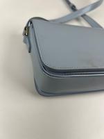 Sac bandoulière Céline Triomphe Teen cuir bleu ciel - Photo 9