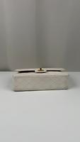 Sac Chanel Timeless vintage en cuir blanc 25 - Photo 7