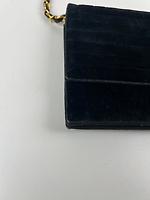 Chanel Petit Modèle Vintage en velours noir - Photo 8